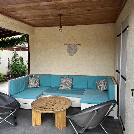 Homestay Parentale Avec Piscine Privee